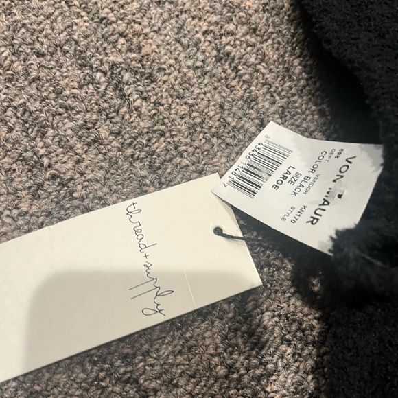 NEW: Black Von Maur Fuzzy Long Pants with drawstring and wide leg - Picture 3 of 4